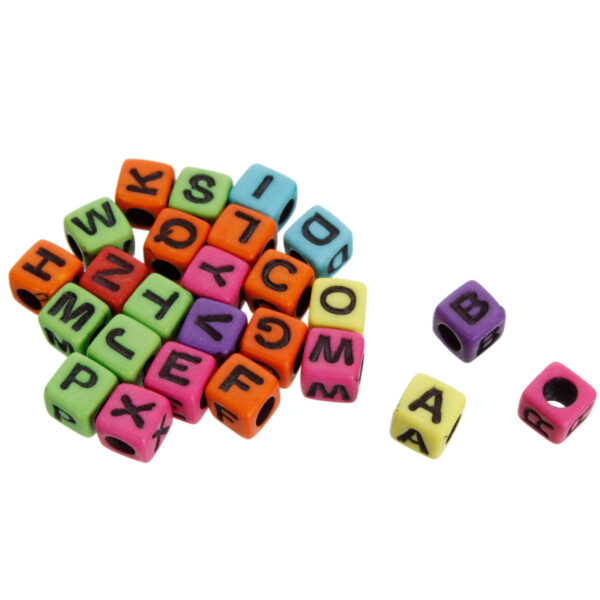 Art.5701 Cuenta Cubo Letra Plástica Colores 6mm 200pz