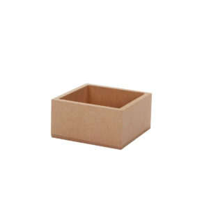 Art.652 Arenero Cuadrado 3.7x7.2x7.2cm 1pz