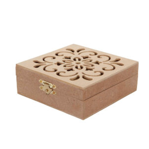 Art.7665 Caja Garigoleada Con Broche 5.3x14.2x14.7cm 1pz