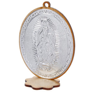 Art.8850 Medalla Virgen De Madera Con Repujado 10x7x4.5cm 1pz