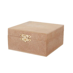 Art.9527 Caja Con Broche 6.5x13x13cm 1pz